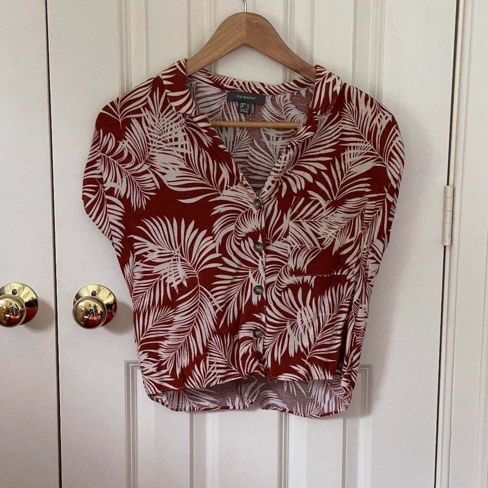 Short Sleeve Button Down Crop Top
